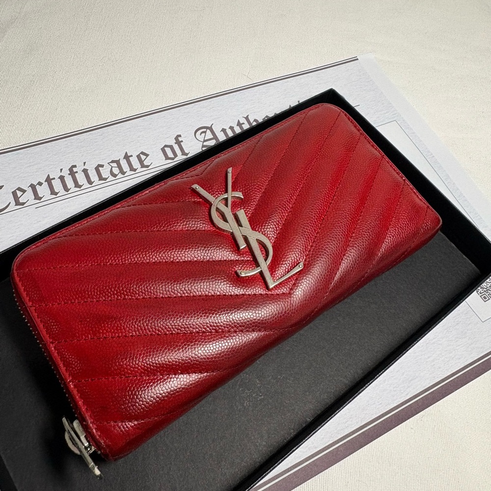 Authentic YSL YVES SAINT LAURENT quilted red wallet box cards, and certificate - Picture 2 of 12